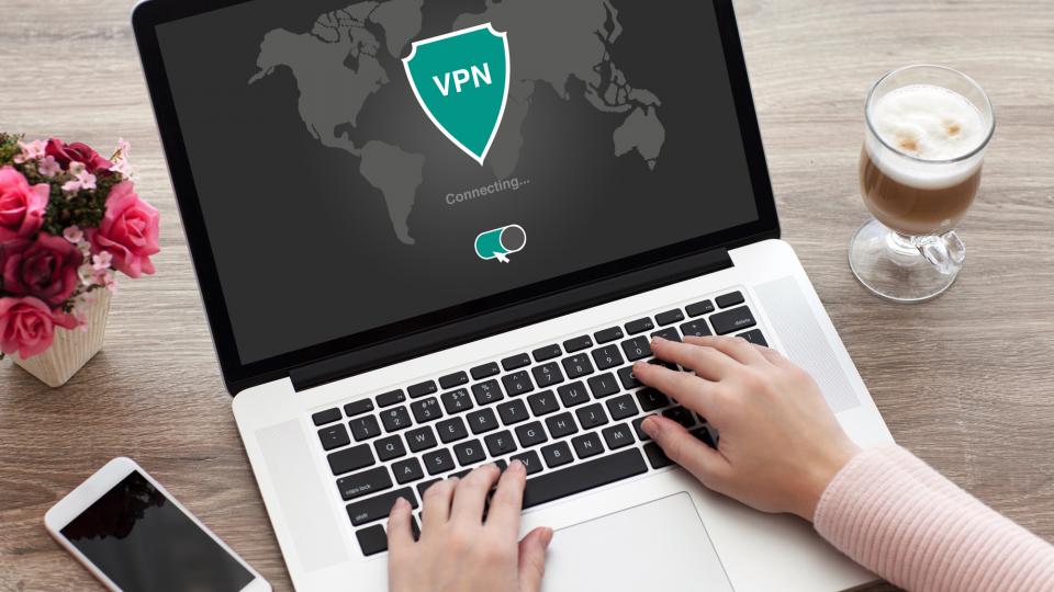 Я отобрал вам 10 лучших сервисов VPN. Они самые честные и безопасные